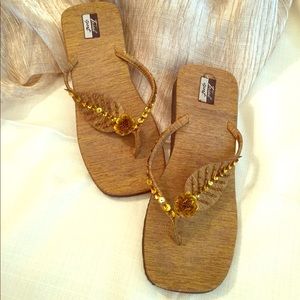 Silky Gold Flower Flip-Flops